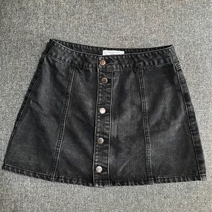 New Look Petite Black Denim Skirt